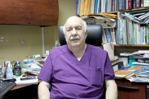 Dr. Luis Sarrazín Dávila